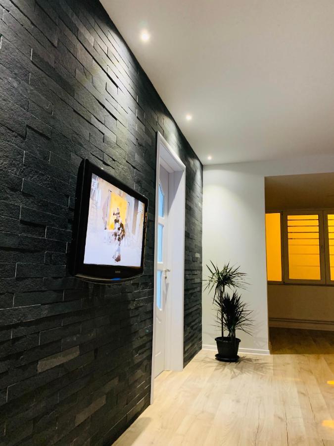 Apartment City Center Piteszti Zewnętrze zdjęcie