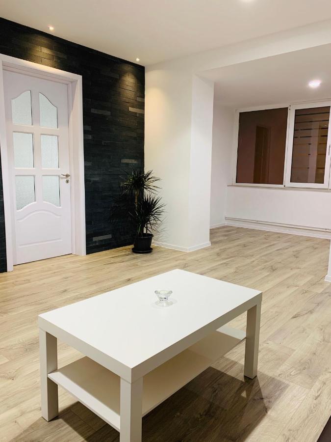 Apartment City Center Piteszti Zewnętrze zdjęcie
